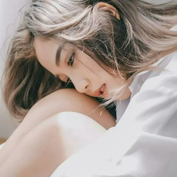 รูปภาพหน้าปกบทความ:Beauty shot ไอเดียท่าโพสที่ดูเซ็กซี่ เย้ายวนแต่ไม่โป๊ Make in happen ไปด้วยกัน