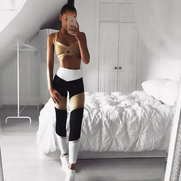 รูปภาพหน้าปกบทความ:20 แฟชั่น "ชุดออกกำลังกาย" สวยแบบมีสไตล์ Sport Girl ใส่ไปฟิตเนสใครก็ว้าว!!!