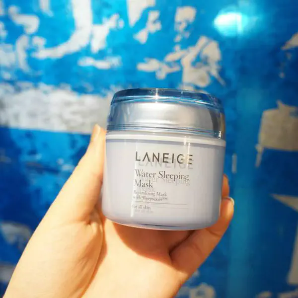 รูปภาพหน้าปกบทความ:5 Sleeping Mask มาร์คหน้าก่อนนอน จากโต๊ะเครื่องแป้ง Pantip