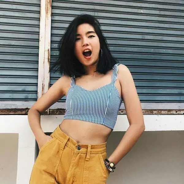 รูปภาพหน้าปกบทความ:เก๋ทุกลุค! ส่องแฟชั่น 'แบบเด็กยุค 90s' สวยดูดี สไตล์สาวก้อย อรัชพร IG : goyyog