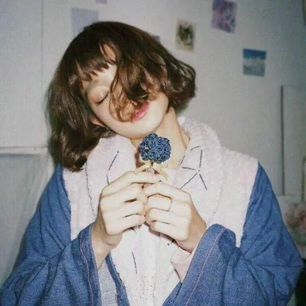 รูปภาพหน้าปกบทความ:90's มาแรงตลอดกาล ! ชวนส่องไอเดียผมสั้น ย้อนวันวานสู่ลุคสุดเก๋ จะปีไหน ๆ ก็ไม่มีเอาท์ ~