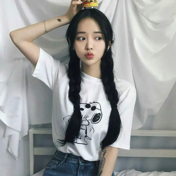 รูปภาพหน้าปกบทความ:Loose Braids Girl! ไอเดียทรงผม "ถักเปียหลวมๆ" ทำได้ง่ายๆ พร้อมสวยออกนอกบ้าน