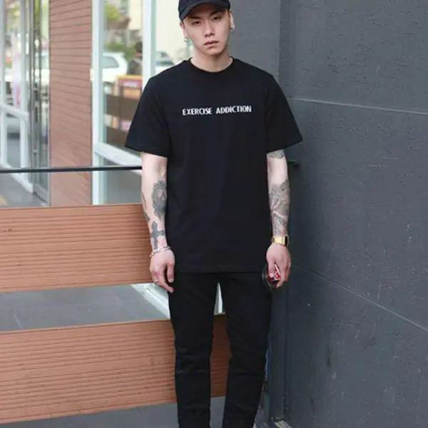 รูปภาพหน้าปกบทความ:Bad Boy in Black ส่อง 'ลุคแฟชั่นดำล้วน' ของหนุ่มเกาหลี หล่อ ร้าย กร้าวใจเจ้มาก ><