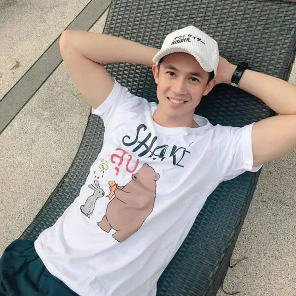 รูปภาพหน้าปกบทความ:เปิดวาร์ป! "อาตง" หรือ "แชมป์ ชนาธิป" ลูกชายคนรอง ของแม่ย้อย ในละคร #กรงกรรม