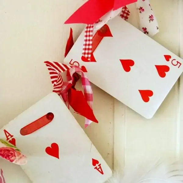 รูปภาพหน้าปกบทความ:3 ไอเดีย DIY การ์ดวาเลนไทน์ พร้อมวิธีทำ