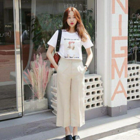 รูปภาพหน้าปกบทความ:ได้ลุคคูล ๆ กับไอเดียแมทช์เสื้อ+กางเกงแบบ "ankle pants (กางเกงขาลอย)" สำหรับวัยรุ่น!