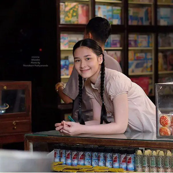 รูปภาพหน้าปกบทความ:เปิดวาร์ป น้ําฟ้า ธัญญภัสร์ หรือ 'บุญปลูก สาวน้อยจากชุมแสง' สวยใส สมวัยมากๆ
