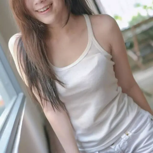 รูปภาพหน้าปกบทความ:6 ข้อดี ของ 'สาวนมเล็ก' อกตู้มหลบไป อกไข่ดาวกำลังมา!!!