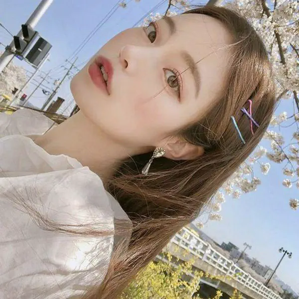 รูปภาพหน้าปกบทความ:เป็นสาวเป็นแส้ต้องรู้! วิชา 'ลำดับการแต่งหน้า' 101 รู้ไว้รับรองหน้าเป๊ะแน่ #อย่าหาว่าพี่สอนเลยค่ะซิส