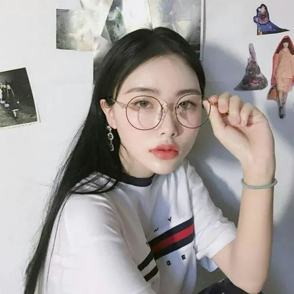 รูปภาพหน้าปกบทความ:กำจัดจุดอ่อน กับ 12 วิธีสังเกต "คนขี้อิจฉา" ที่แอบจ้องเธออยู่ #เจอแบบนี้เลิกคบเลยดีกว่า