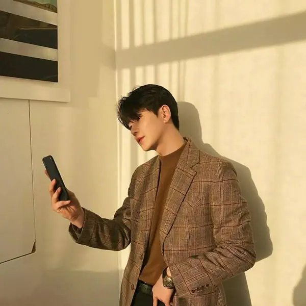 รูปภาพหน้าปกบทความ:งัดมาให้หมด ! รวม 5 ทริคเด็ดคุยแชทยังไงให้ผู้ 'ตกหลุมรัก' และอยากคุยกับเราไปนานๆ 😍💕