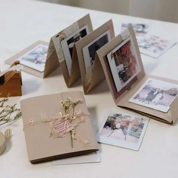 รูปภาพหน้าปกบทความ:Love Stories ไอเดียทำของขวัญแทนใจ "Photo Gift" เก็บความทรงจำในรูปถ่าย เพื่อคนที่คุณรัก