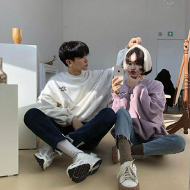 รูปภาพหน้าปกบทความ:#กินเด็กก็ปวดหัวเหมือนกันนะ! รวม 'ข้อดี-ข้อเสียเมื่อมีแฟนเด็กกว่า' ที่สาวๆ อาจคาดไม่ถึง