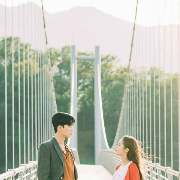 รูปภาพหน้าปกบทความ:#มันก็ทำใจยากนะ! 7 เหตุผลควรรู้ ทำไมคู่รักบางคู่ 'เลิกกันแล้ว' เป็นเพื่อนกันต่อไม่ได้?