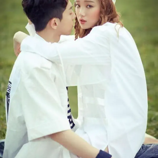 รูปภาพหน้าปกบทความ:9 วิธี สังเกต 'เขามีแฟนรึยัง' รู้ได้แบบเนียนๆ ไม่ต้องถาม