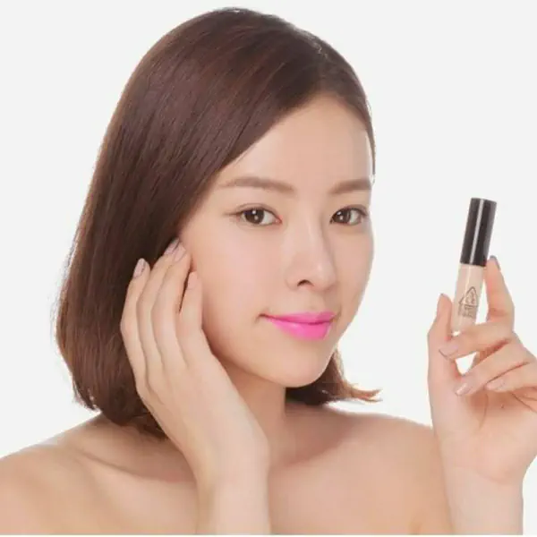 รูปภาพหน้าปกบทความ:10 ข้อผิดพลาดในการใช้ 'คอนซีลเลอร์' แต่งหน้าที่สาว ๆ ควรรู้