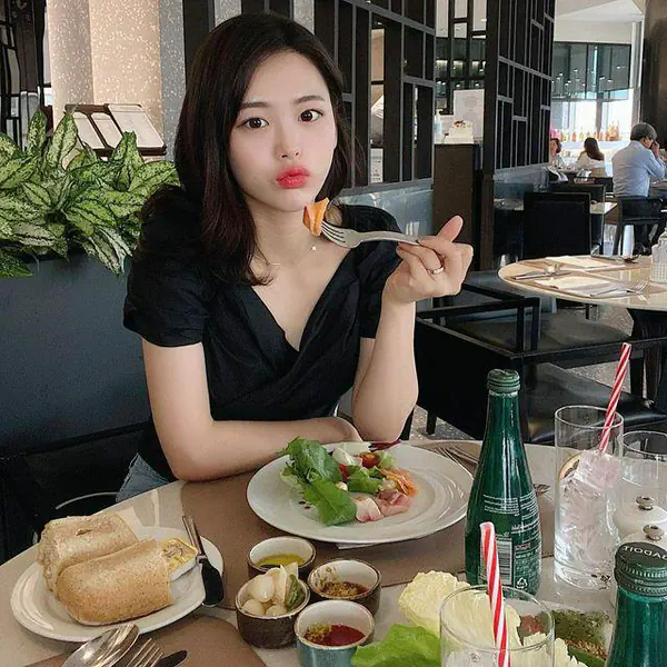 รูปภาพหน้าปกบทความ:กินแล้วปวดท้องตลอด! 7 ชนิดอาหารที่ทำให้ 'ลำไส้ปั่นป่วน' ย่อยยาก พุงป่อง เสี่ยงกรดไหลย้อนกำเริบ (`ー´)