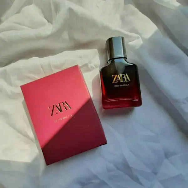 รูปภาพหน้าปกบทความ:Review น้ำหอม Zara Red Vanilla