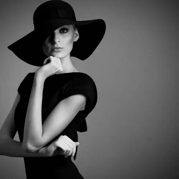 รูปภาพหน้าปกบทความ:10 เคล็ดลับสู่ความ 'สวยสง่า' พร้อมมัดใจหนุ่มๆ!