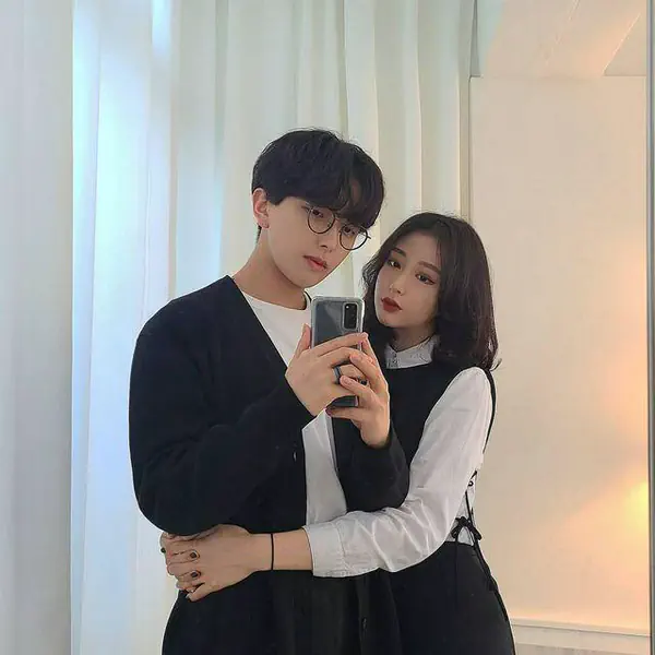 รูปภาพหน้าปกบทความ:#งี่เง่าจนแฟนขู่ขอเลิก! 7 วิธีเลิกนิสัย 'โลกหมุนรอบตัวเอง' ของสาวๆ เมื่อมีแฟน ให้รักยืนยาวตลอดรอดฝั่ง