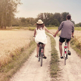 รูปภาพหน้าปกบทความ:7 สัญญาณที่บอกว่า “ชายคนนี้ คือคนที่ใช่ และไม่มีวันหมดรักคุณ”