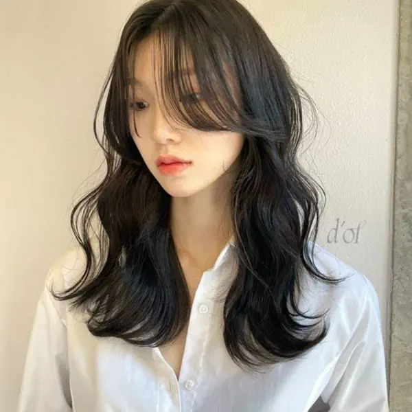 รูปภาพหน้าปกบทความ:ลอนผมหลายสไตล์ 💇♀️ รู้จัก ' แกนม้วนแต่ละขนาด ' ต่างกันยังไง ลอนแต่ละแบบเหมาะกับใคร?