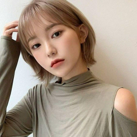 รูปภาพหน้าปกบทความ:งอนละ! อย่า อย่า อย่า!! 💥 บอกลาหางเป็ดด้วย " ทริคดูแลผมสั้น " ให้จัดทรงง่าย ลดอาการผมงอนชี้ฟู