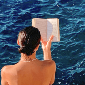 รูปภาพหน้าปกบทความ:รู้สึกหลงทาง บางครั้งก็สับสนในชีวิต มาดู 25 คำถามเรียกตัวเองกลับมา!