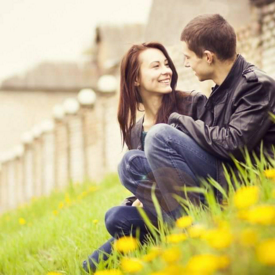 รูปภาพหน้าปกบทความ:6 ลักษณะเด่นของสาวเฟรนด์ลี่ที่ "ไม่เจ้าชู้"