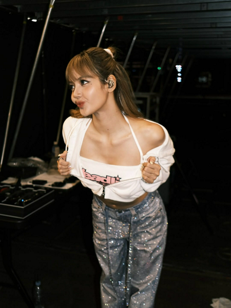 ภาพประกอบบทความ:sistacafe-assets:____%2Fc%2F97967%2FM9QVGMGAsuX7QSe5yhtDJaC0rq42x3NT6sp3x6O6.jpg?v=1763978065