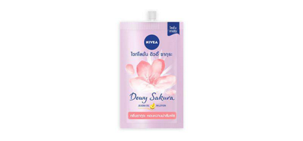 รูปภาพสินค้า:nivea dewy sakura white lotion
