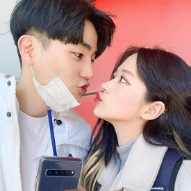 รูปภาพหน้าปกบทความ:เขาจีบอยู่ ยังไม่รู้อีก! 7 'สัญญาณชัด ข้ามเส้น Friendzone' ชัดแน่ ว่าเขาชอบเรา! ♡